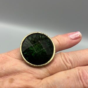 Fabulous Emerald Green Statement Ring JP312 2/$20